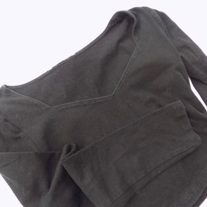 COPY - Cropped Black Sweetheart Neckline Long Sleeve Top